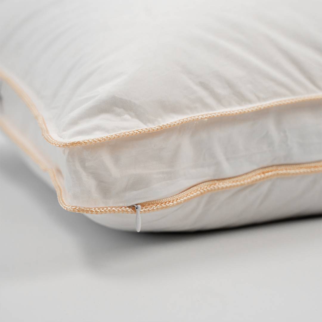 Pillows / bolsters