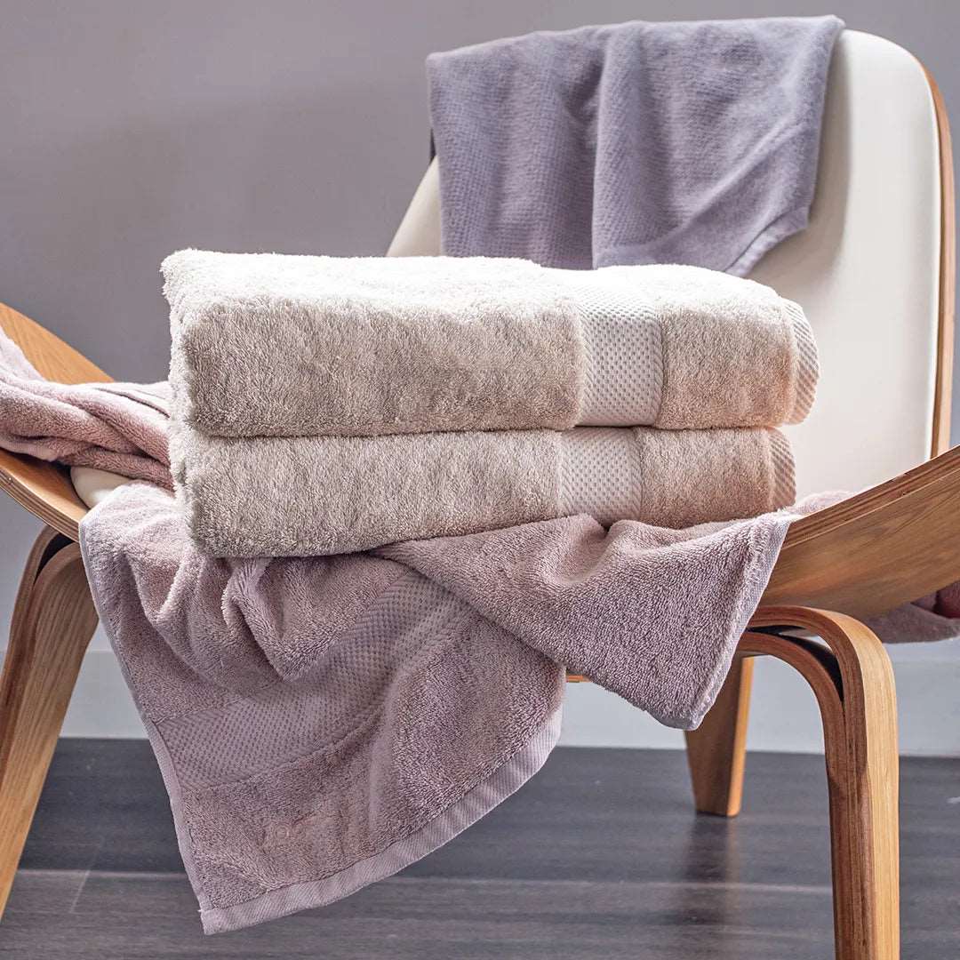 KapasLUXE® extra-long staple cotton bath towel