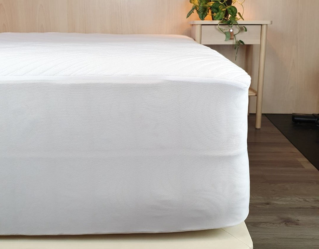Mattress_protector_perfect_fit__waterproof_tencel