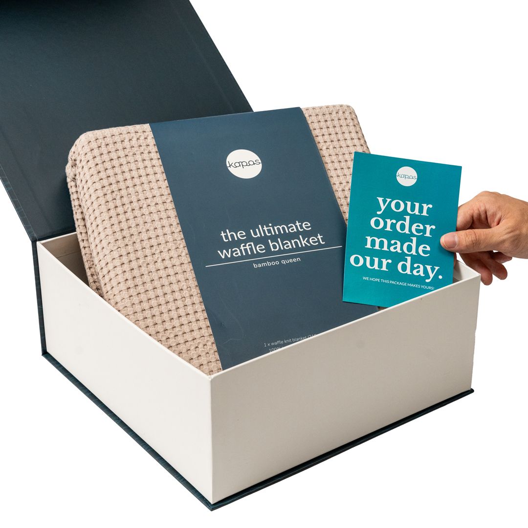 Magnetic gift box + note