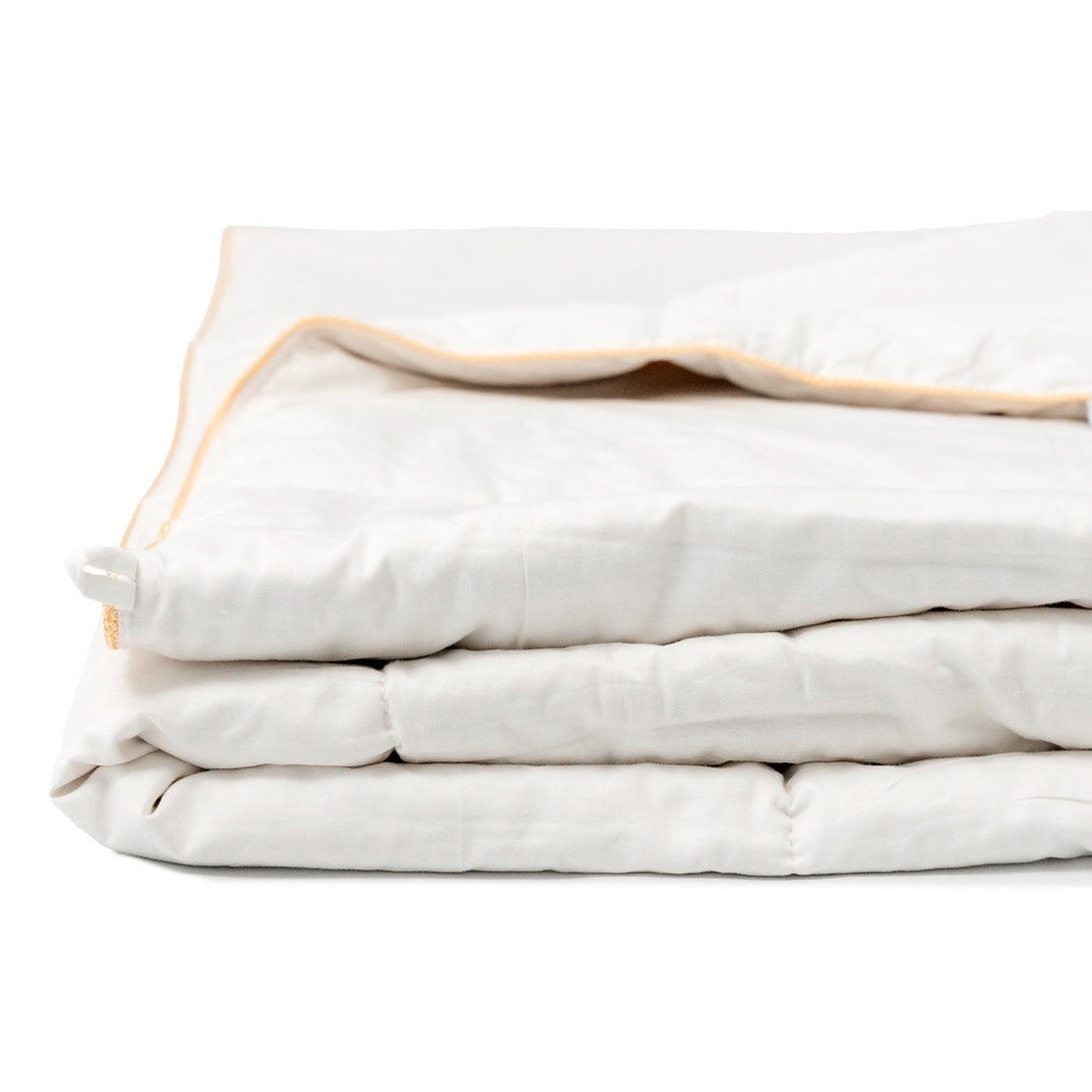 Down, Cotton and Alternative Down Duvets/Quilts