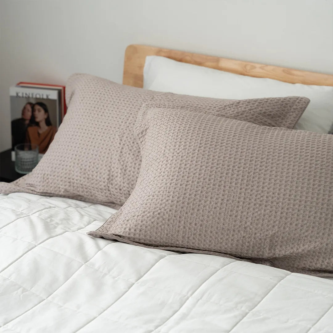 KAPAS LIVING cotton waffle pillowcase (x2)